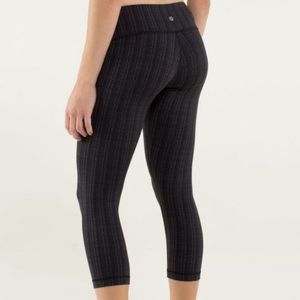 LuluLemon Cropped Patterned Leggings